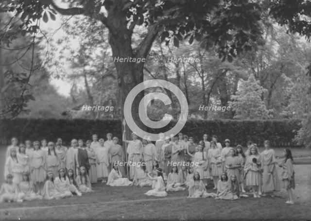 Halstead School, portrait photograph, 1916. Creator: Arnold Genthe.