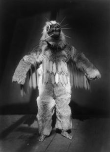 Hamasilahl-Qagyuhl, c1914. Creator: Edward Sheriff Curtis