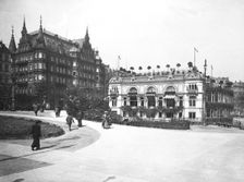 Hamburg. Alster-Pavillion and Hotel Hamburger, 1904. Creator: Unknown