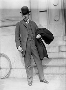 Hammond, John Hays, Jr. I.E., Sr - Inventor, 1912. Creator: Harris & Ewing