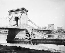 Hammersmith Bridge, Hammersmith, London, c1860-1883. Artist: Henry Taunt