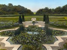"Hammersmith Farm," Hugh Dudley Auchincloss house, Harrison Avenue, Newport, Rhode Island, 1917. Creator: Frances Benjamin Johnston