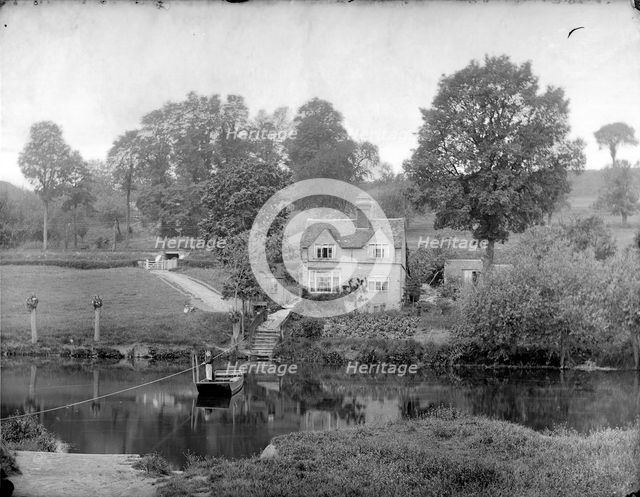 Hampton Ferry, Evesham, Hereford and Worcester, c1860-c1922. Artist: Henry Taunt