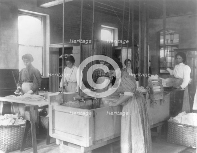 Hampton Institute, Va., 1899 - Classroom scenes - laundry shop, 1899 or 1900. Creator: Frances Benjamin Johnston.