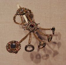 Hand Ornament (Hathphul) and Thumb Ring (Arsi), 19th century. Creator: Unknown