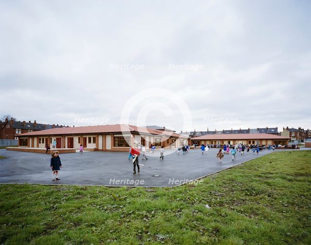 Harehills Primary School, Markham Avenue, Harehills, Leeds, 09/03/1989. Creator: John Laing plc.