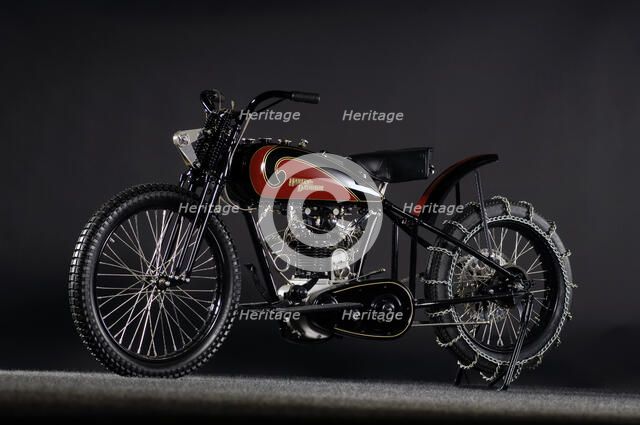 Harley Davidson OHV peashooter 1901. Artist: Simon Clay.