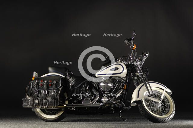 Harley Davidson soft tail springer 2005. Artist: Simon Clay.