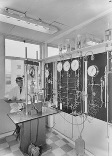 Harp Lager Brewery, Drayman's Way, Manor Park, Alton, East Hampshire, Hampshire, 10/12/1962. Creator: John Laing plc