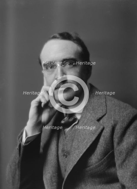 Harris, Julian H., Mr., portrait photograph, 1915 Apr. 13. Creator: Arnold Genthe.