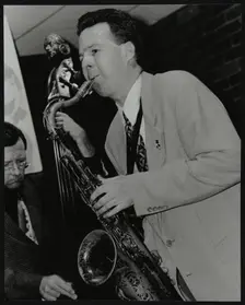 Harry Allen and Leon Clayton playing at The Fairway, Welwyn Garden City, Hertfordshire, 2002. Creator: Denis Williams