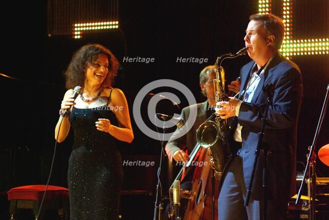 Harry Allen and Roberta Gambarini, Brecon, 2008. Artist: Brian O'Connor.