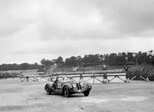 HC Hunter's Alfa Romeo driving through the chicane, JCC Members Day, Brooklands, 8 July 1939. Artist: Bill Brunell