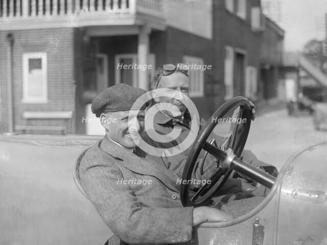 HE 14/40, Brooklands. Artist: Bill Brunell.