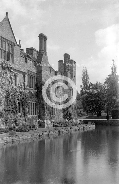 Hever Castle, Kent, c1900. Artist: Farnham Maxwell Lyte