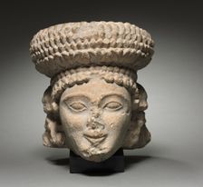 Head, 500-300 BC. Creator: Unknown