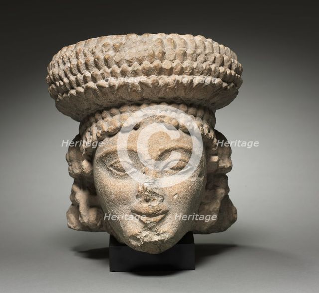 Head, 500-300 BC. Creator: Unknown.