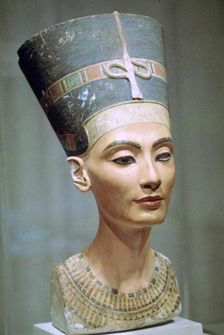 Head of Queen Nefertiti of Egypt