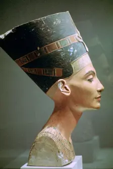 Head of Queen Nefertiti of Egypt