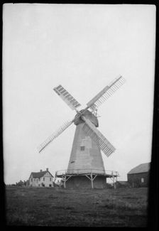 Headcorn Mill, Headcorn, Maidstone, Kent, 1932. Creator: Francis Matthew Shea