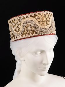 Headdress, Russian, early 19th century. Creator: Unknown
