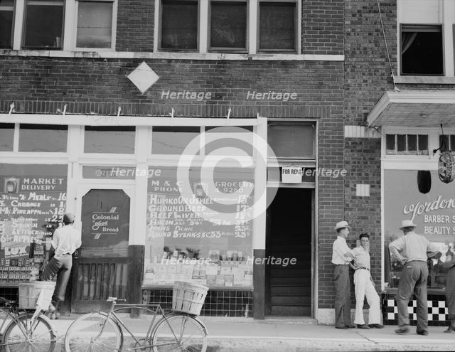 Headquarters of the Southern Tenant Farmers Union, Memphis, Tennessee, 1937. Creator: Dorothea Lange.