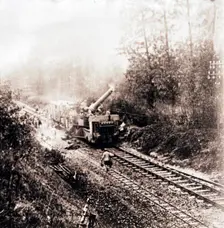 Heavy artillery on railway track, c1914-c1918