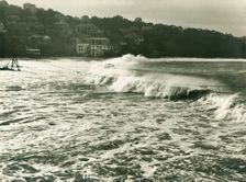 Heavy seas at Balmoral, c1950. Creator: Unknown