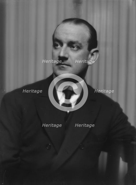 Hecht, Rudolph, Mr., portrait photograph, 1913. Creator: Arnold Genthe.