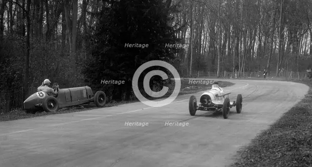 Hector Dobbs Riley Dobbs offset special passing Raymond Mays' crashed ERA, Donington Park, 1935. Artist: Bill Brunell.