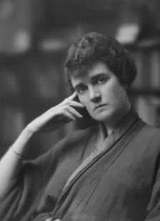 Heinz, Howard, Mrs., portrait photograph, 1916. Creator: Arnold Genthe