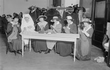 Helen Ware, Grace Schnebe, Chrystal Hearn, Frances Starr, Gladys Hanson, Lucy Weston, May 1917. Creator: Bain News Service