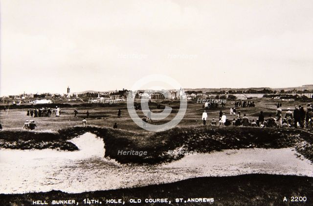 'Hell Bunker, 14th hole, Old Course, St Andrews', c1910. Creator: Unknown.