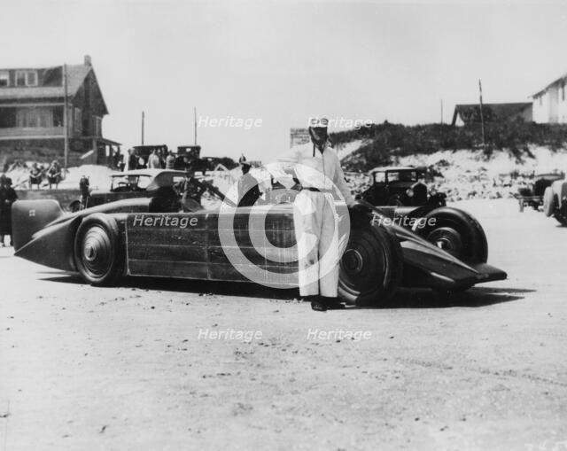 Henry Segrave with the Golden Arrow, Daytona Beach, Florida, USA, 1929. Artist: Unknown