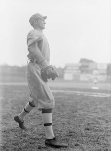 Herb Pennock, Philadelphia Al (Baseball), 1913. Creator: Harris & Ewing