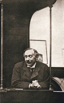Herbert Gladstone in the witness box at the trial of Emmeline Pankhurst and others, London, 1908