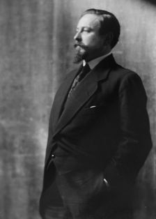 Hesbouin, Gustav, Mr., portrait photograph, 1914 Nov. 2. Creator: Arnold Genthe