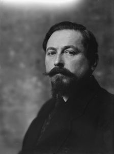 Hesbouin, Gustav, Mr., portrait photograph, 1914 Nov. 2. Creator: Arnold Genthe