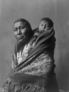 Hidatsa mother, c1908. Creator: Edward Sheriff Curtis