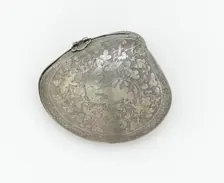 Hinged cosmetic box in the form of a clam’s..., Early or mid-Tang dynasty, late 7th-early 8th cent. Creator: Unknown