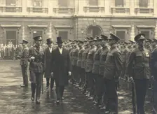 HRH the Duke of Gloucester inspecting the Artists Rifles Guard of Honour..., April 1939. Creators: Topical Press Agency, Unknown