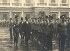 HRH the Duke of Gloucester inspecting the Artists Rifles Guard of Honour..., April 1939. Creators: Topical Press Agency, Unknown
