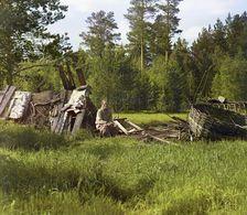 Hut of settler Artemii, nicknamed Kota, who has lived at this place more than 40 years, 1912. Creator: Sergey Mikhaylovich Prokudin-Gorsky
