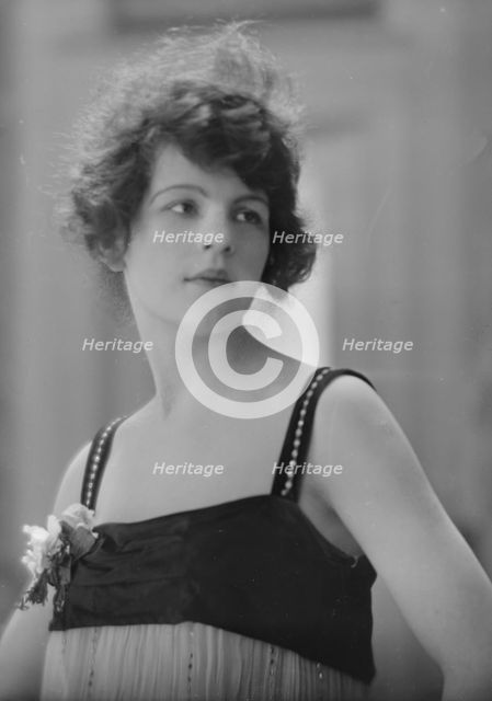 Huyler, Miss, portrait photograph, 1915 May 4. Creator: Arnold Genthe.