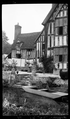 Huddington Court, Huddington, Wychavon, Worcestershire, 1940-1948. Creator: Ethel Booty