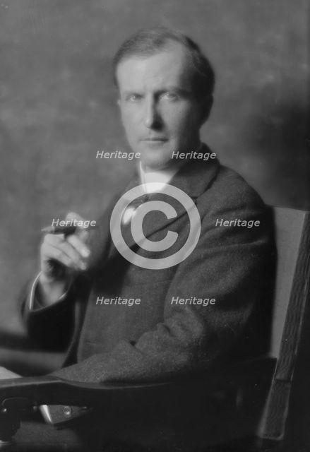 Huggins, Harvey O., Mr., or Harvey O'Higgins, portrait photograph, 1914. Creator: Arnold Genthe.