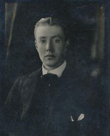 Hugh Richard Arthur Grosvenor, 2nd Duke of Westminster (1879-1953), 1894-1907