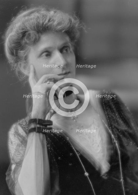 Hughes, Charles, Mrs., portrait photograph, 1916. Creator: Arnold Genthe.