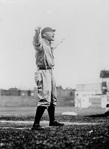 Hughie Jennings, Detroit Al (Baseball), 1913. Creator: Harris & Ewing