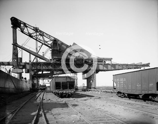 Hulett machine unloading ore, Pennsylvania [Railroad] dock, Buffalo, N.Y., c1908. Creator: Unknown.